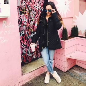 Meet your Posher, Danielle